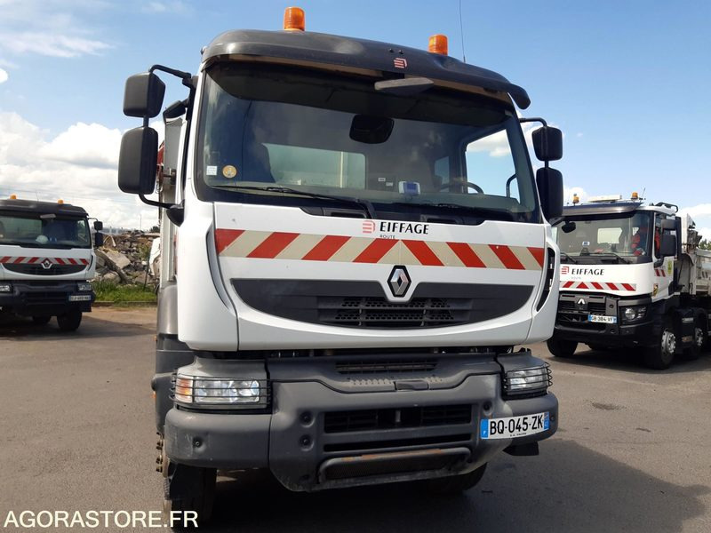 RENAULT 8X4 KERAX 430.32 - 2011 / 373600 Kms (M5126) - Camión: foto 3 RENAULT 8X4 KERAX 430.32 - 2011 / 373600 Kms (M5126) - Camión: foto 3