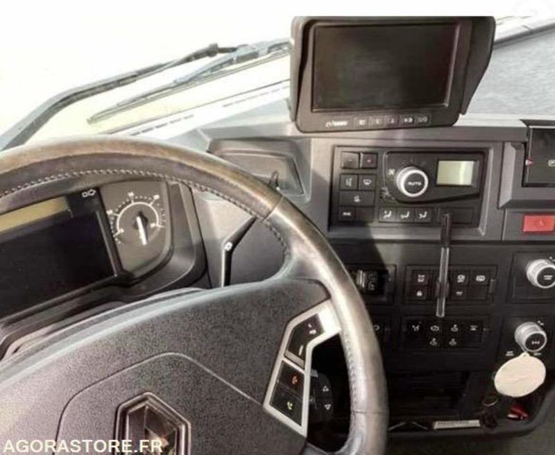 RENAULT C 430.32 8X4 - 2016 - 32T / 223 000 km - Camión: foto 3 RENAULT C 430.32 8X4 - 2016 - 32T / 223 000 km - Camión: foto 3