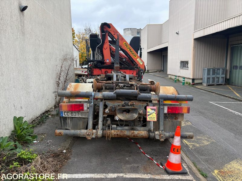 RENAULT KERAX - 2005 - 132420kms - Camión: foto 5 RENAULT KERAX - 2005 - 132420kms - Camión: foto 5