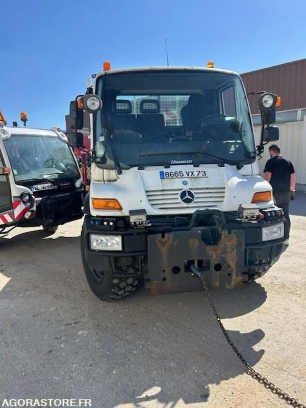 UNIMOG U300C VERSION COMMUNALE 2008 36900 KM - Camión: foto 5 UNIMOG U300C VERSION COMMUNALE 2008 36900 KM - Camión: foto 5