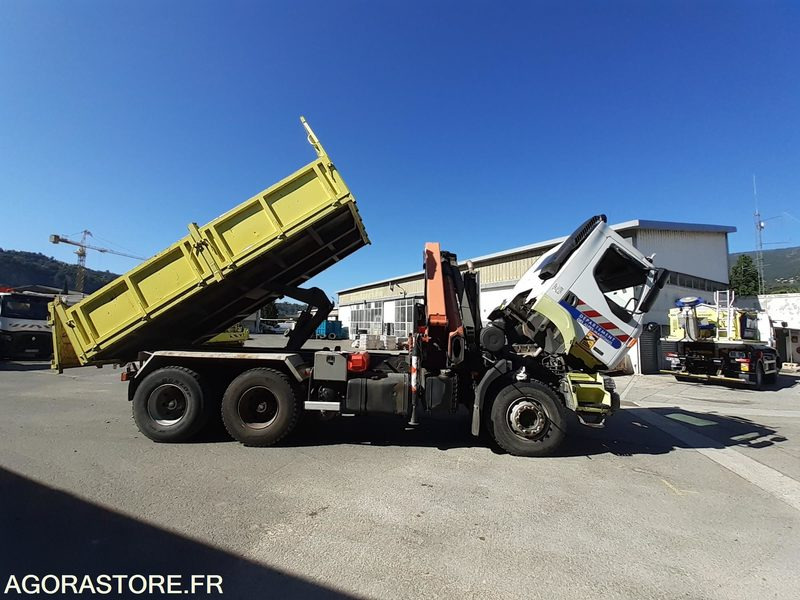 Camion Renault kerax 380 - 2001 - 278532 KM - Camión: foto 5 Camion Renault kerax 380 - 2001 - 278532 KM - Camión: foto 5