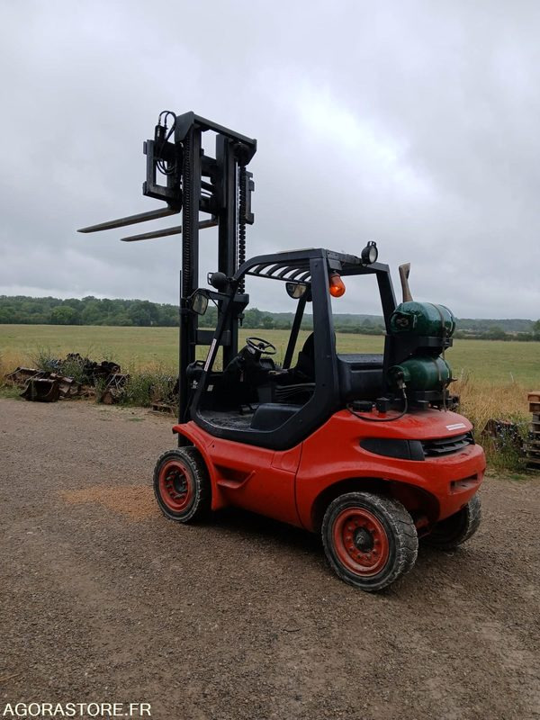 Chariot élévateur Fenwick Linde H35T 3.5T - Carretilla elevadora de gas: foto 2 Chariot élévateur Fenwick Linde H35T 3.5T - Carretilla elevadora de gas: foto 2