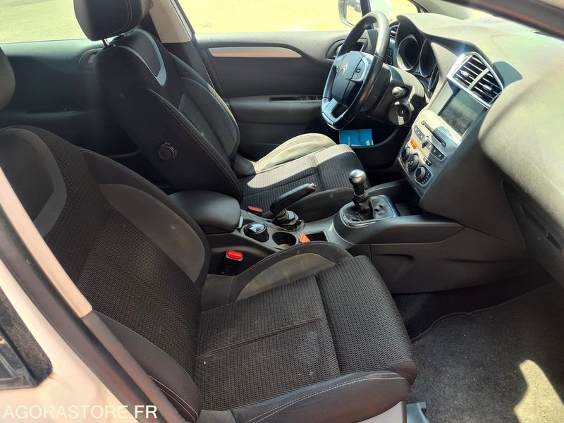 Citroën C4 EV-500-GR - véhicule non roulant - Coche: foto 3 Citroën C4 EV-500-GR - véhicule non roulant - Coche: foto 3