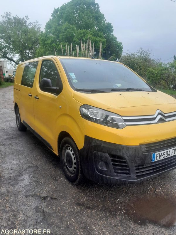 Citroën Jumpy - 2016 - 142000km - Furgoneta pequeña: foto 2 Citroën Jumpy - 2016 - 142000km - Furgoneta pequeña: foto 2