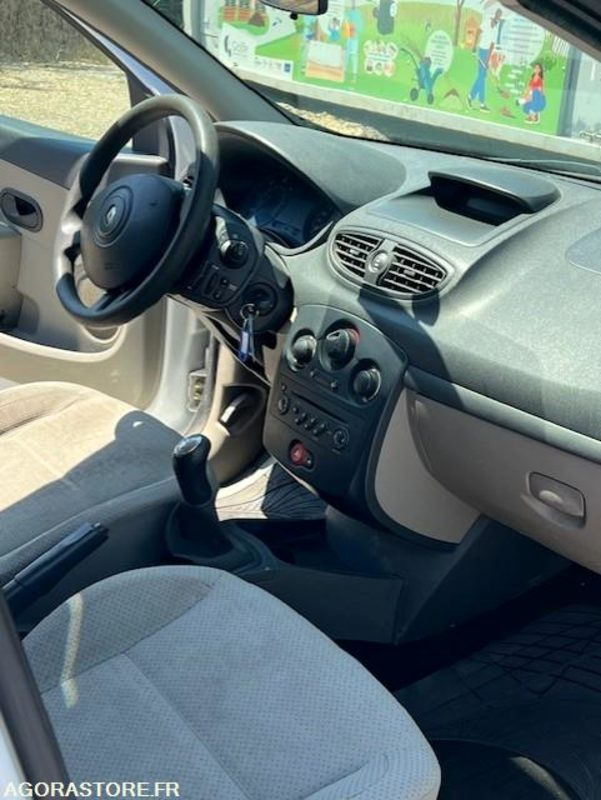 Clio BR1FOH 2006 - Coche: foto 1 Clio BR1FOH 2006 - Coche: foto 1