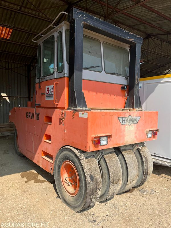 Compacteur à pneu type P3 HAMM - Rodillo: foto 1 Compacteur à pneu type P3 HAMM - Rodillo: foto 1