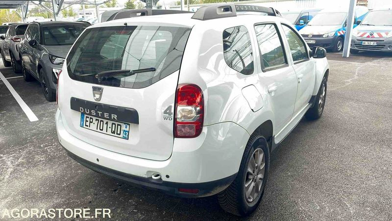 DACIA DUSTER - 2017 - 173388KM - EP701QD - SUV/ Todoterreno: foto 4 DACIA DUSTER - 2017 - 173388KM - EP701QD - SUV/ Todoterreno: foto 4