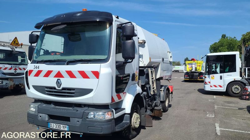 DJ 330 YP - RENAULT MIDLUM 220 - 2014 - 96138KM - Barredora vial: foto 2 DJ 330 YP - RENAULT MIDLUM 220 - 2014 - 96138KM - Barredora vial: foto 2
