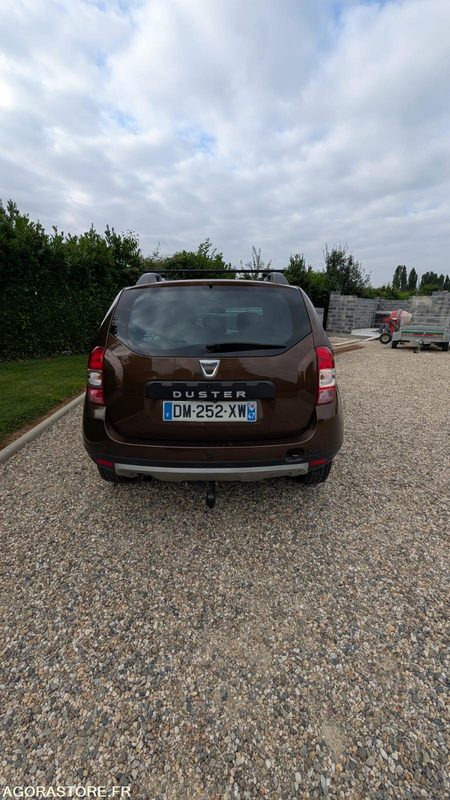 Duster TVA A ZERO - Coche: foto 3 Duster TVA A ZERO - Coche: foto 3
