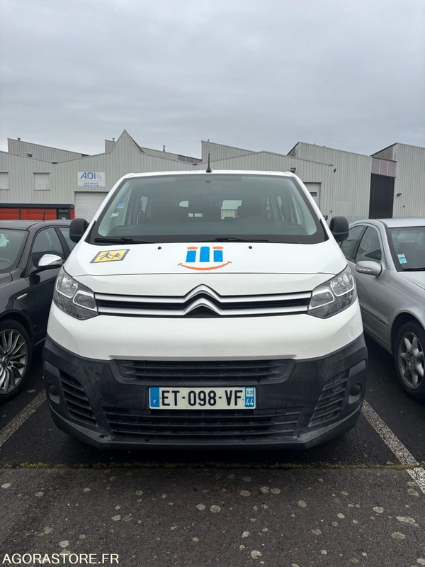 ET-098-VF - Roulant - CITROEN JUMPY SPACE TOURER - VP - 222 059 Kms - Minibús, Furgoneta de pasajeros: foto 4 ET-098-VF - Roulant - CITROEN JUMPY SPACE TOURER - VP - 222 059 Kms - Minibús, Furgoneta de pasajeros: foto 4