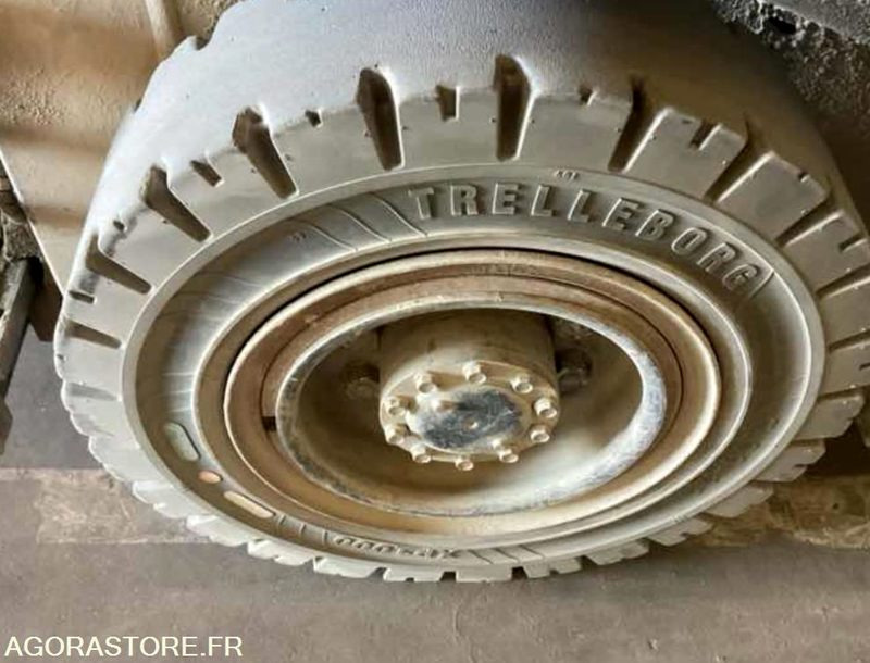 Chariot élévateur TOYOTA GAZ 2.5 T-2018- 2800 H - Equipo de manutención: foto 3 Chariot élévateur TOYOTA GAZ 2.5 T-2018- 2800 H - Equipo de manutención: foto 3