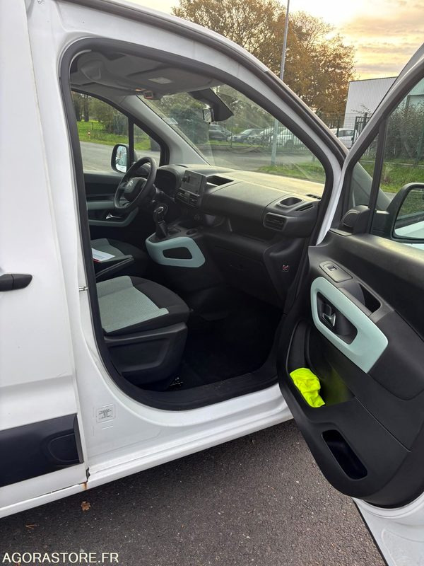 FF-119-CR - Roulant - CITROEN BERLINGO - VP - 166 554 Kms - Coche: foto 4 FF-119-CR - Roulant - CITROEN BERLINGO - VP - 166 554 Kms - Coche: foto 4