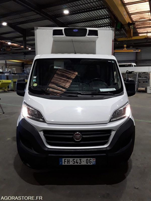 FIAT DUCATO CHASSIS CABINE- 2019- 111290KM - Furgón: foto 3 FIAT DUCATO CHASSIS CABINE- 2019- 111290KM - Furgón: foto 3
