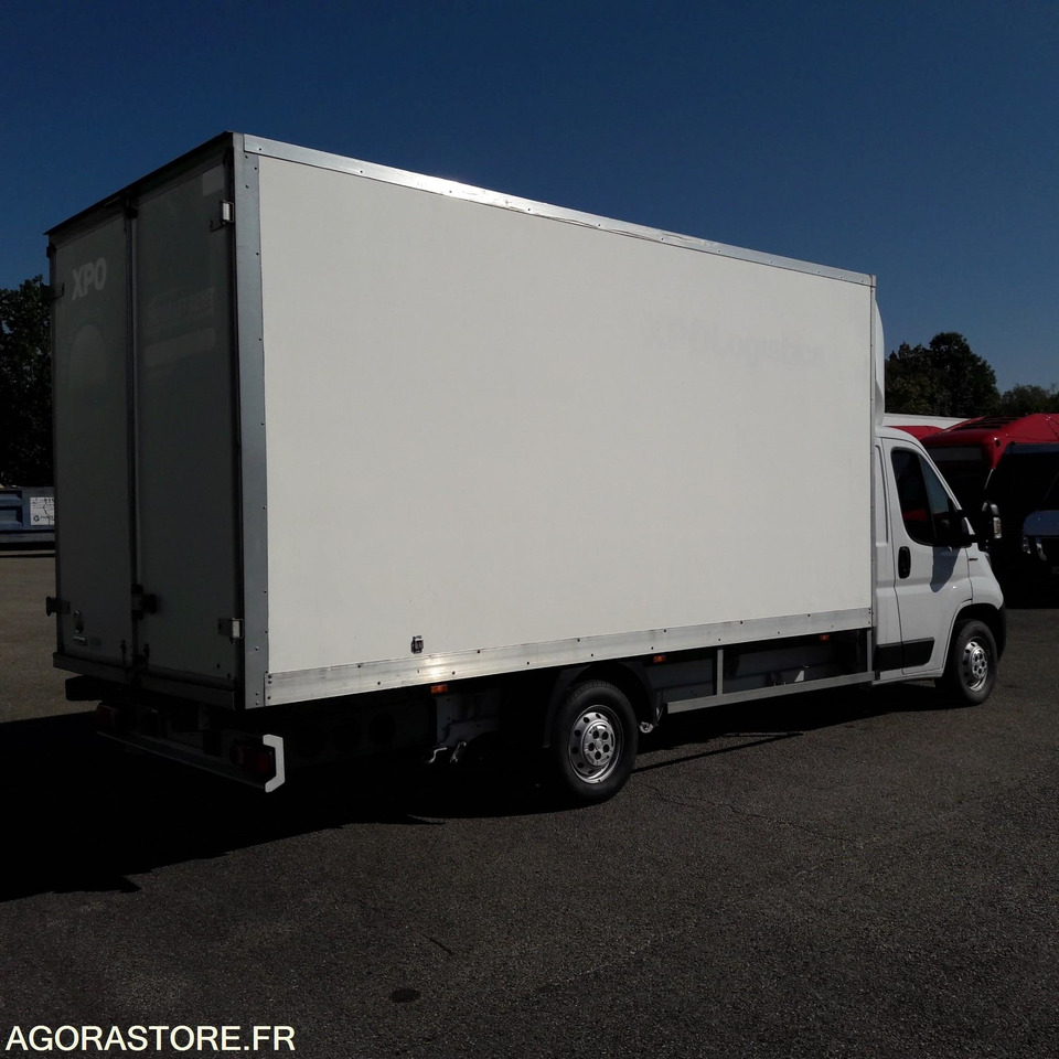 FIAT DUCATO CHASSIS CABINE- 2019- 119790KM - Furgón: foto 4 FIAT DUCATO CHASSIS CABINE- 2019- 119790KM - Furgón: foto 4