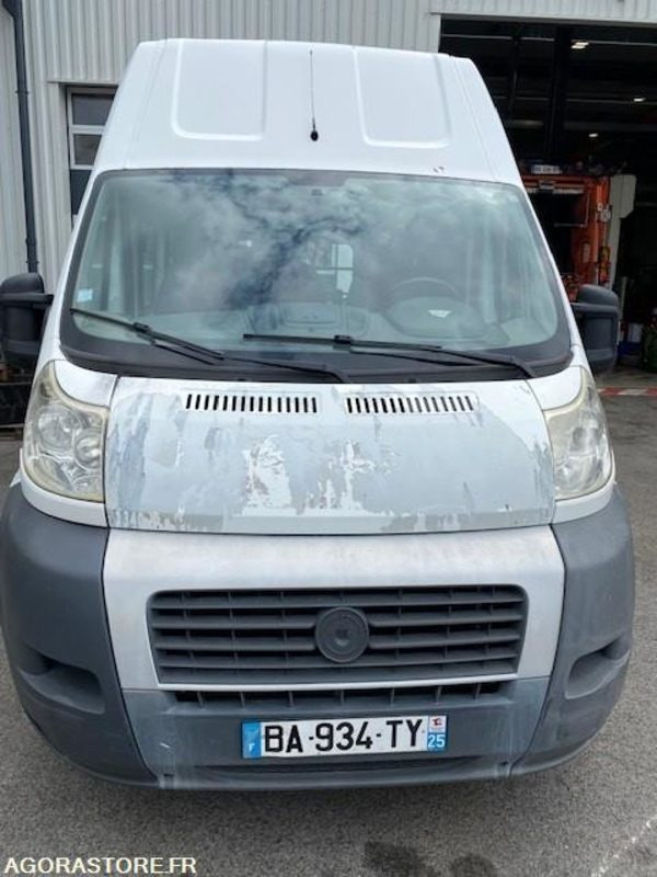 FIAT DUCATO (PAR 3340) - Furgón: foto 2 FIAT DUCATO (PAR 3340) - Furgón: foto 2