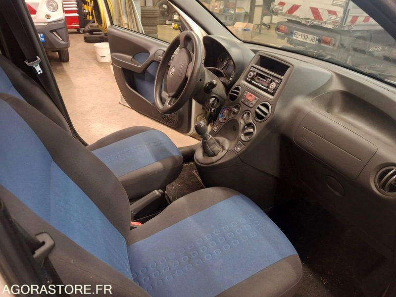 FIAT PANDA BI CARBURATION - Coche: foto 5 FIAT PANDA BI CARBURATION - Coche: foto 5