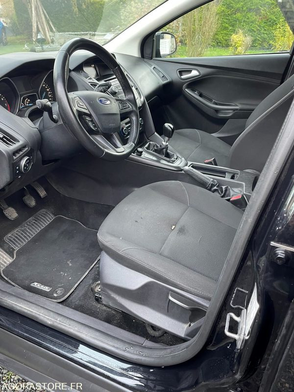 FORD-FOCUS-2015-170332KMS - Coche: foto 5 FORD-FOCUS-2015-170332KMS - Coche: foto 5
