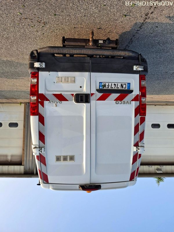 FOURGON ATELIER IVECO - 35C15 - 2012 / 365974 KM (CN747FK) - Furgón: foto 2 FOURGON ATELIER IVECO - 35C15 - 2012 / 365974 KM (CN747FK) - Furgón: foto 2