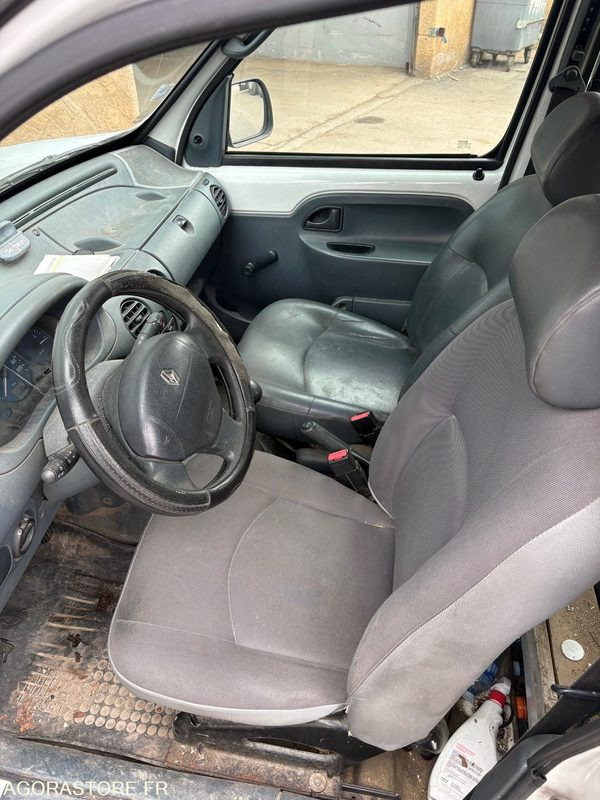 FOURGONNETTE RENAULT KANGOO - Furgoneta pequeña: foto 3 FOURGONNETTE RENAULT KANGOO - Furgoneta pequeña: foto 3