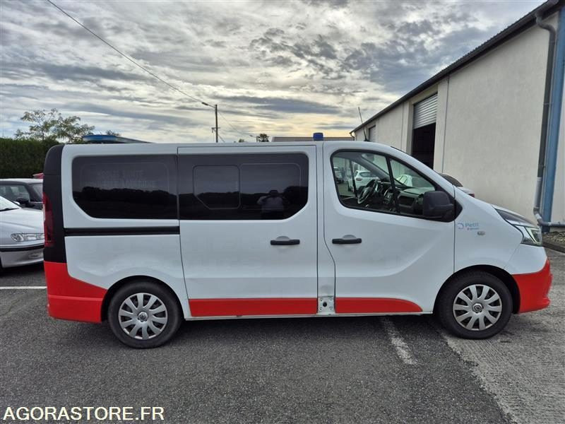 FX-803-DH - Roulant - RENAULT TRAFIC - VASP - 367 800 Kms - Furgón: foto 2 FX-803-DH - Roulant - RENAULT TRAFIC - VASP - 367 800 Kms - Furgón: foto 2