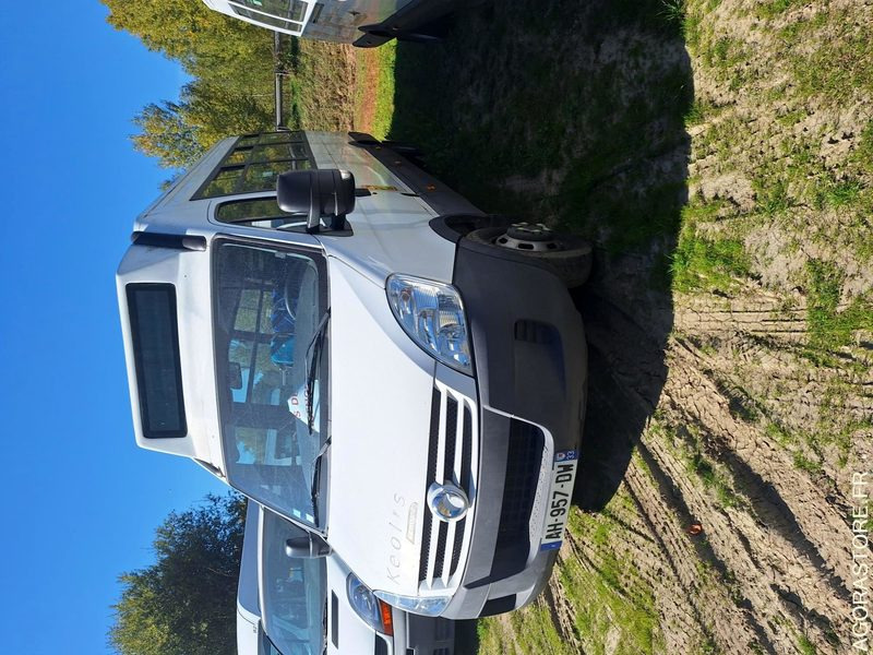 IVECO BUS DAILY N°092063 - Minibús, Furgoneta de pasajeros: foto 1 IVECO BUS DAILY N°092063 - Minibús, Furgoneta de pasajeros: foto 1