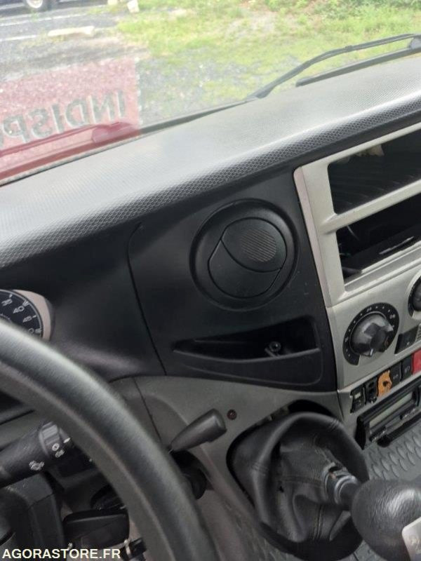 IVECO BUS DAILY N°112039 - Minibús, Furgoneta de pasajeros: foto 4 IVECO BUS DAILY N°112039 - Minibús, Furgoneta de pasajeros: foto 4