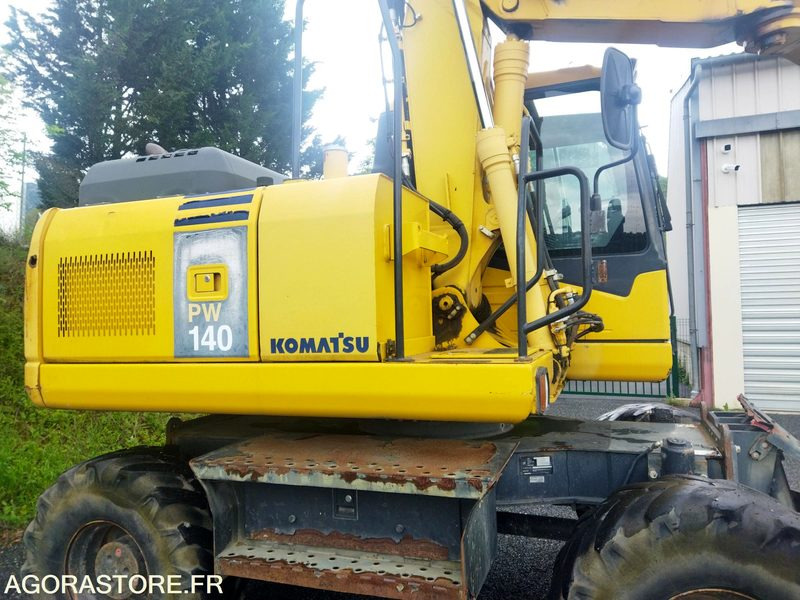 KOMATSU PW140-7 7500H - Excavadora: foto 2 KOMATSU PW140-7 7500H - Excavadora: foto 2