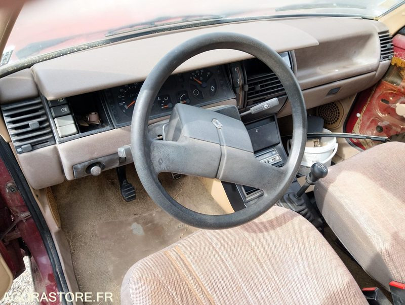 Lot A1 Renault 11 - Coche: foto 5 Lot A1 Renault 11 - Coche: foto 5