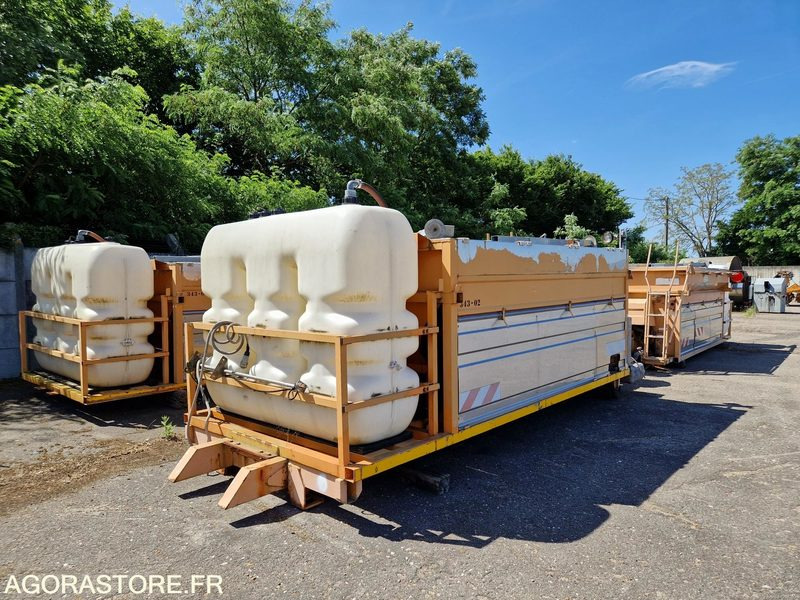 Lot de 4 saleuse Acometis 6 mètres cubes pour pièces - Esparcidor de sal: foto 1 Lot de 4 saleuse Acometis 6 mètres cubes pour pièces - Esparcidor de sal: foto 1