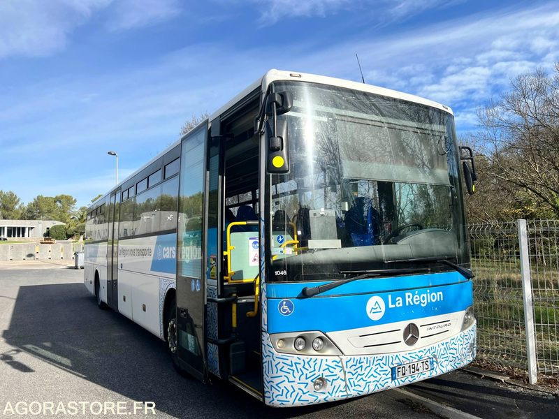 MERCEDES INTOURO ME 12m98 - 02/2009 -542 500 KMS - Autobús escolar: foto 1 MERCEDES INTOURO ME 12m98 - 02/2009 -542 500 KMS - Autobús escolar: foto 1