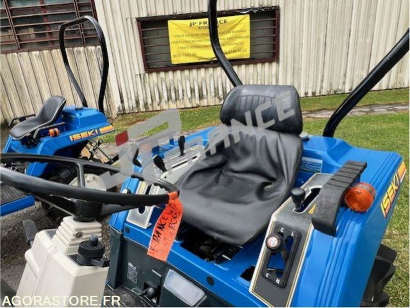 MICROTRACTEUR ISEKI 14 CV 4 ROUES MOTRICES DIESEL 1263H DANS L'ETAT ROULANT - Tractor: foto 3 MICROTRACTEUR ISEKI 14 CV 4 ROUES MOTRICES DIESEL 1263H DANS L'ETAT ROULANT - Tractor: foto 3