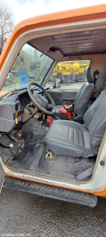 MINI COMBINE RIVARD/TOYOTA 2002 DW724WF (VENTE UNIQUEMENT EXPORT) - SUV/ Todoterreno: foto 3 MINI COMBINE RIVARD/TOYOTA 2002 DW724WF (VENTE UNIQUEMENT EXPORT) - SUV/ Todoterreno: foto 3