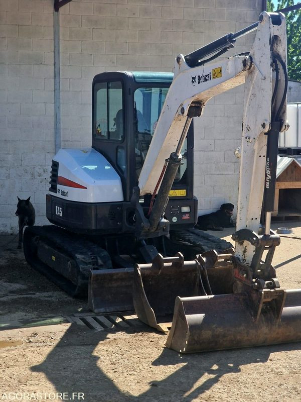 MINI PELLE SUR CHENILLE CAOUTCHOUC BOBCAT 5T E45 AVEC 3 GODETS - 2017 - 1715h - Miniexcavadora: foto 2 MINI PELLE SUR CHENILLE CAOUTCHOUC BOBCAT 5T E45 AVEC 3 GODETS - 2017 - 1715h - Miniexcavadora: foto 2