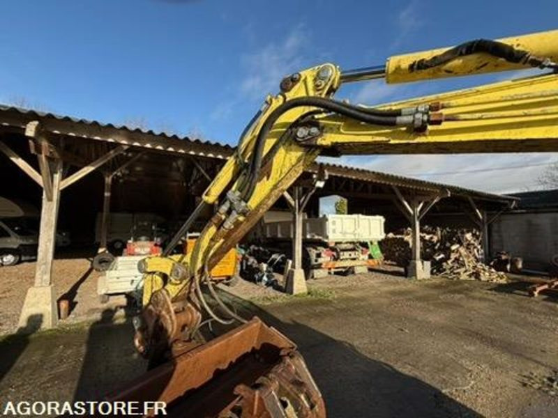 Excavadora MINI-PELLE - YANMAR B25 V - 2,7 Tonnes - 2000 - 8471H: foto 16 Excavadora MINI-PELLE - YANMAR B25 V - 2,7 Tonnes - 2000 - 8471H: foto 16