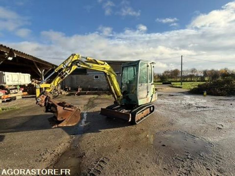 Excavadora MINI-PELLE - YANMAR B25 V - 2,7 Tonnes - 2000 - 8471H: foto 18 Excavadora MINI-PELLE - YANMAR B25 V - 2,7 Tonnes - 2000 - 8471H: foto 18