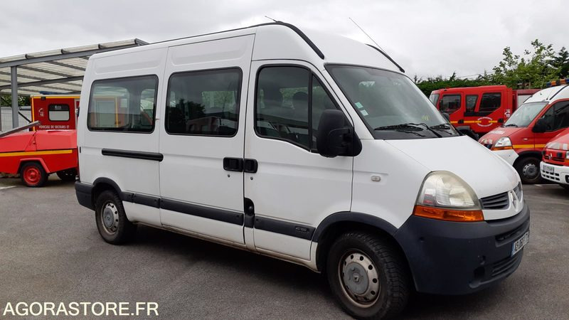 MINIBUS RENAULT MASTER - Minibús, Furgoneta de pasajeros: foto 2 MINIBUS RENAULT MASTER - Minibús, Furgoneta de pasajeros: foto 2
