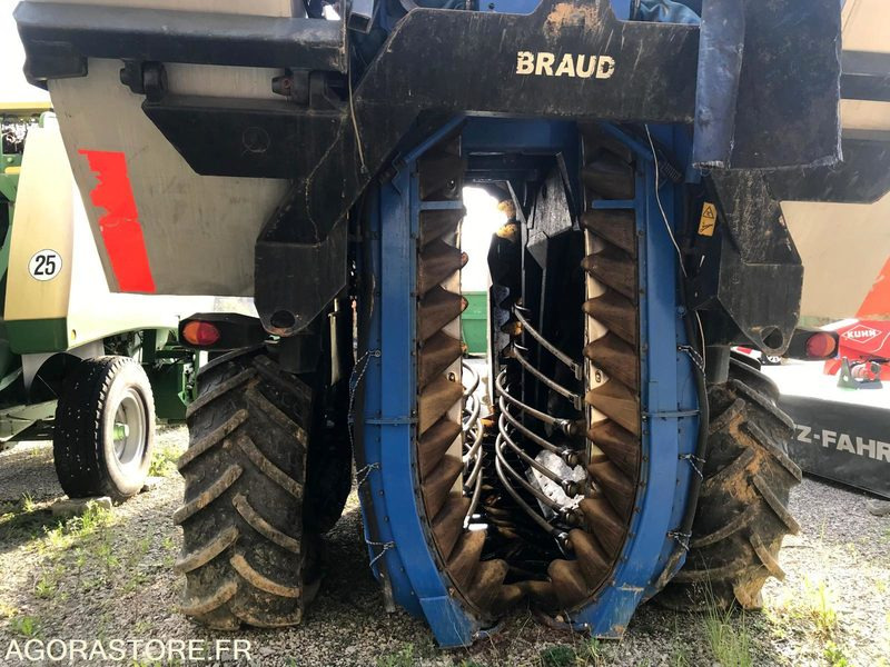 VENDENGEUSE NEW HOLLAND - VL6050 (année 2007) - Maquinaria agrícola: foto 5 VENDENGEUSE NEW HOLLAND - VL6050 (année 2007) - Maquinaria agrícola: foto 5