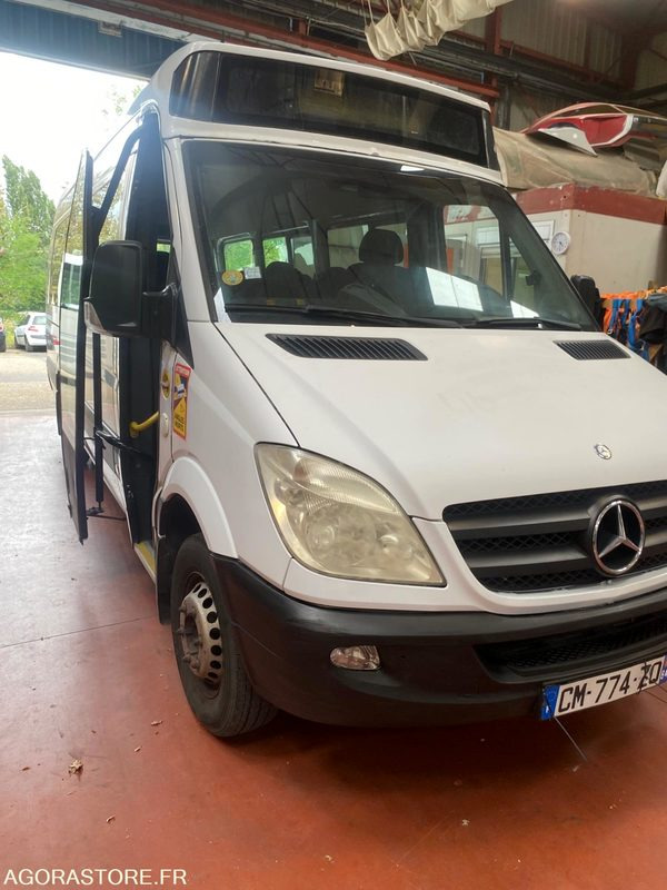 Mercedes sprinter 11/2012 162000 kms BVM 22+1 places climatisation ralentisseur - Minibús, Furgoneta de pasajeros: foto 1 Mercedes sprinter 11/2012 162000 kms BVM 22+1 places climatisation ralentisseur - Minibús, Furgoneta de pasajeros: foto 1