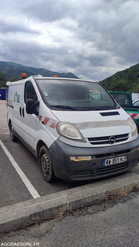 OPEL Vivaro - Furgón: foto 2 OPEL Vivaro - Furgón: foto 2