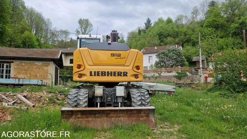 PELLE A PNEUS A912 COMPACT 2 godets - LIEBHERR - 2019 - 2820h - Excavadora: foto 3 PELLE A PNEUS A912 COMPACT 2 godets - LIEBHERR - 2019 - 2820h - Excavadora: foto 3