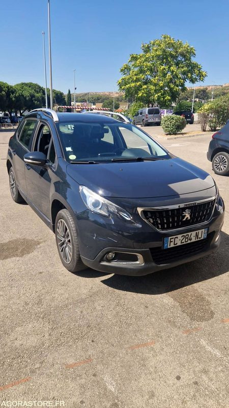 PEUGEOT 2008 - 2018 - 135495KM - SUV/ Todoterreno: foto 2 PEUGEOT 2008 - 2018 - 135495KM - SUV/ Todoterreno: foto 2