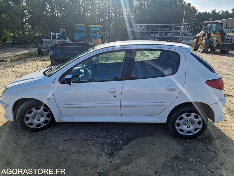 PEUGEOT 206 - LOT N°1 - Coche: foto 3 PEUGEOT 206 - LOT N°1 - Coche: foto 3
