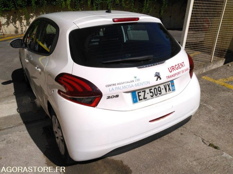 PEUGEOT 208 191453 kms 2018 - Coche: foto 3 PEUGEOT 208 191453 kms 2018 - Coche: foto 3