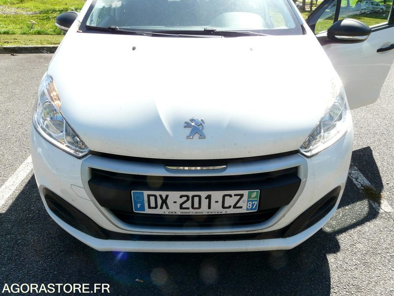 PEUGEOT 208 DX201CZ - Coche: foto 1 PEUGEOT 208 DX201CZ - Coche: foto 1