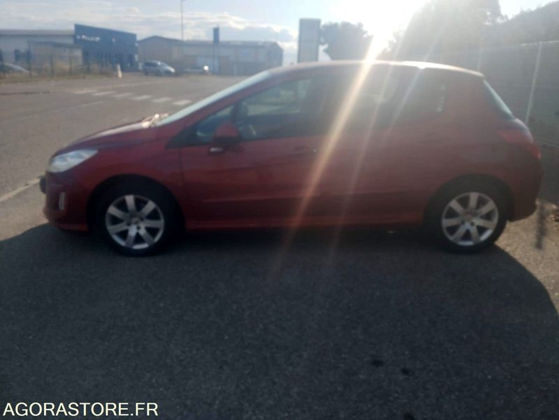 PEUGEOT 308 - 2009 - 135 296 KILOMÈTRES - Coche: foto 4 PEUGEOT 308 - 2009 - 135 296 KILOMÈTRES - Coche: foto 4