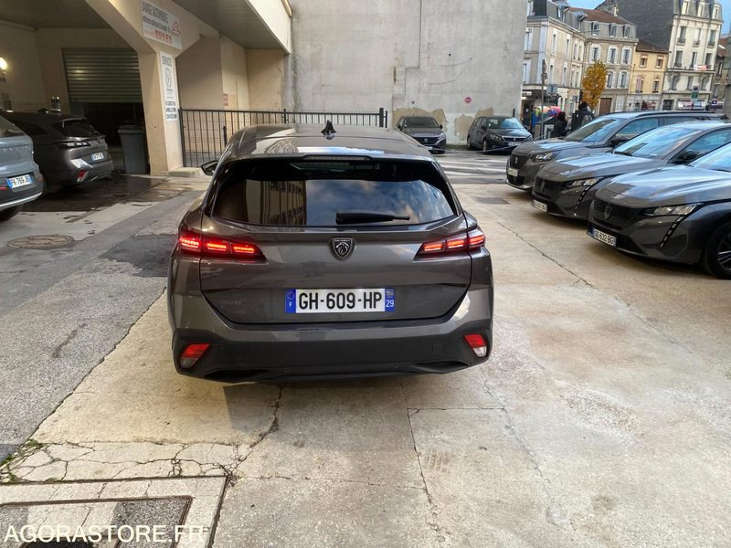 PEUGEOT 308 III (P5) SW 1.5 BlueHDi 16V EAT8 S&S 130 Boîte automatique PAS TVA - Coche familiar: foto 5 PEUGEOT 308 III (P5) SW 1.5 BlueHDi 16V EAT8 S&S 130 Boîte automatique PAS TVA - Coche familiar: foto 5