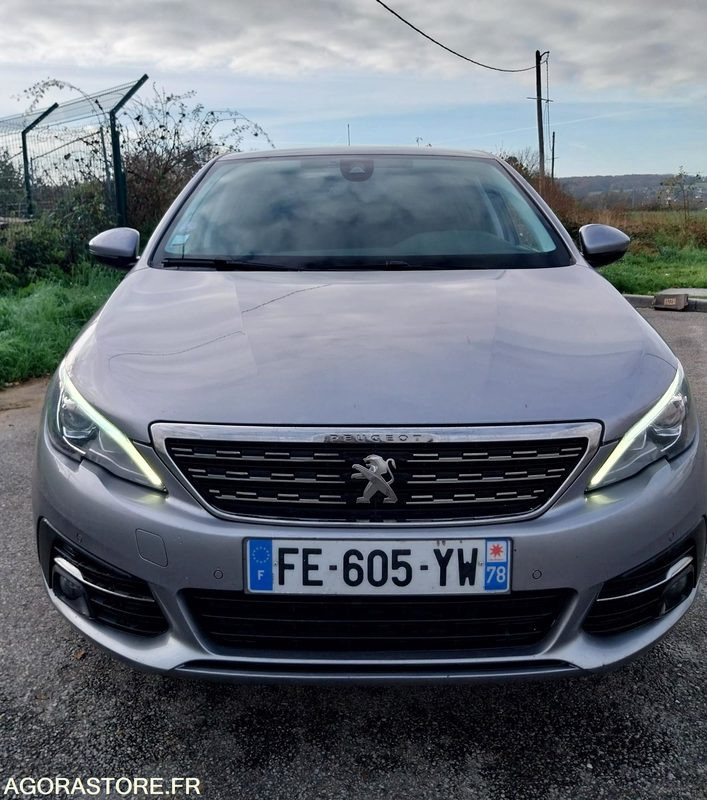 PEUGEOT 308 phase II - 110ch - 2019 - 172160km - ESSENCE - Coche: foto 3 PEUGEOT 308 phase II - 110ch - 2019 - 172160km - ESSENCE - Coche: foto 3