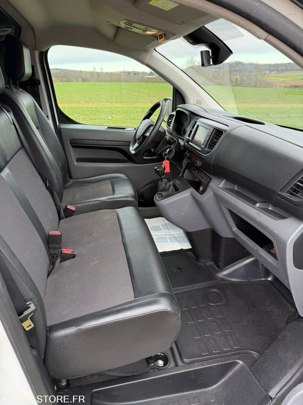Furgoneta pequeña PEUGEOT EXPERT 2L HDI 122CH ANNÉE 2019 PREMIERE MAIN: foto 8 Furgoneta pequeña PEUGEOT EXPERT 2L HDI 122CH ANNÉE 2019 PREMIERE MAIN: foto 8