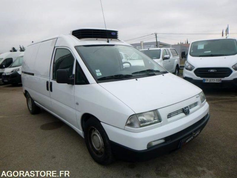 PEUGEOT expert frigorifique - 2003 - 96 210km - BON ETAT - Furgoneta pequeña: foto 1 PEUGEOT expert frigorifique - 2003 - 96 210km - BON ETAT - Furgoneta pequeña: foto 1
