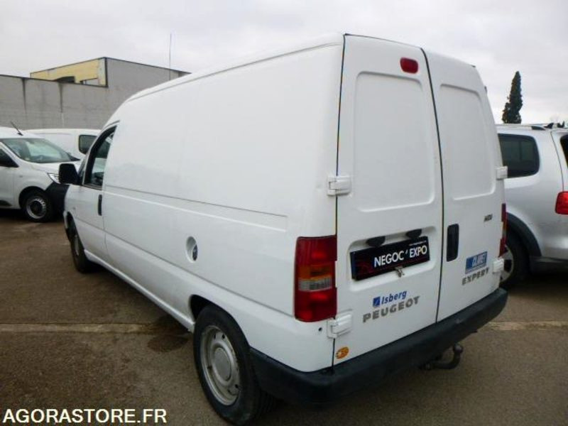 PEUGEOT expert frigorifique - 2003 - 96 210km - Furgoneta pequeña: foto 4 PEUGEOT expert frigorifique - 2003 - 96 210km - Furgoneta pequeña: foto 4